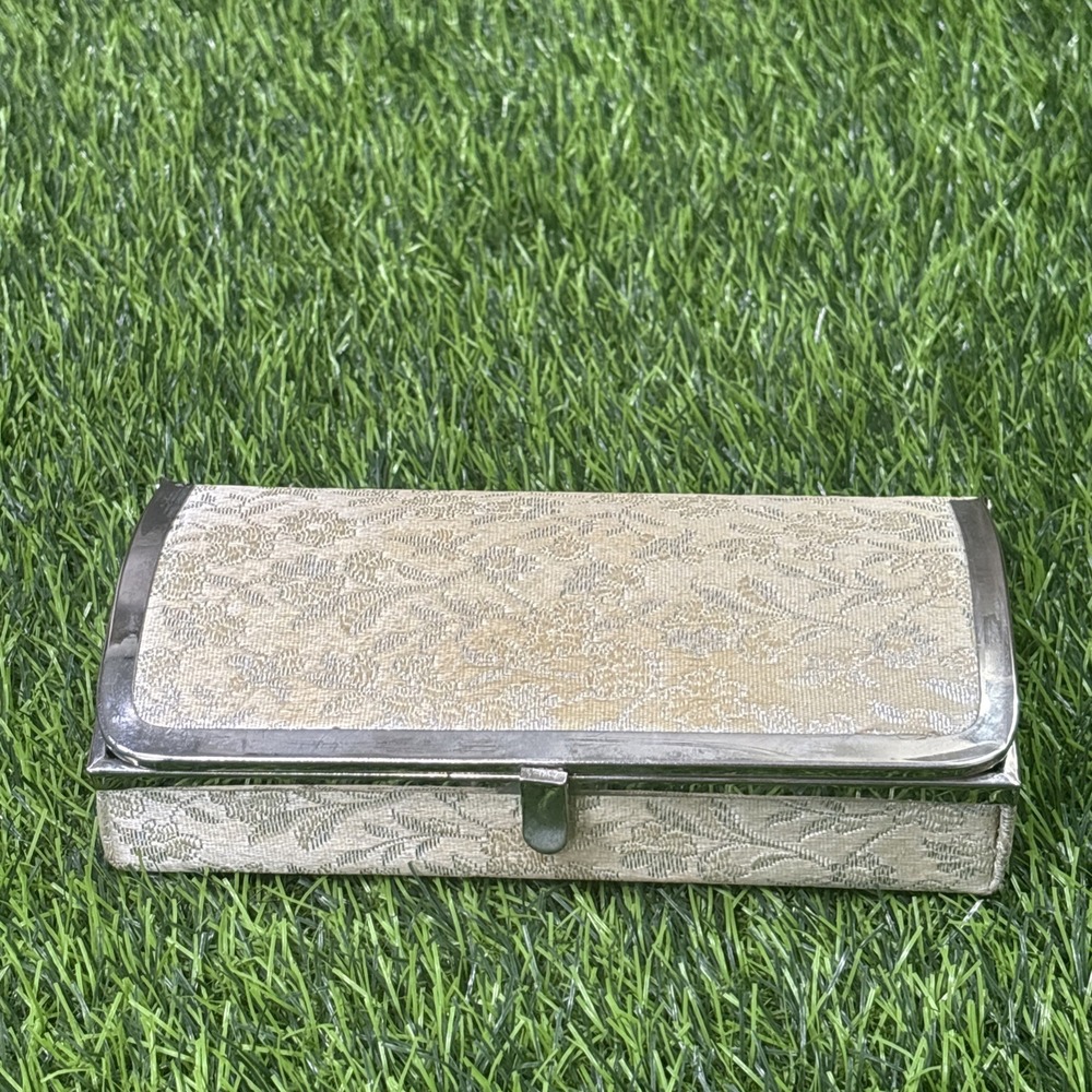 Vintage 1950s Floral Vanity Compact Case Mirror Snap Closure